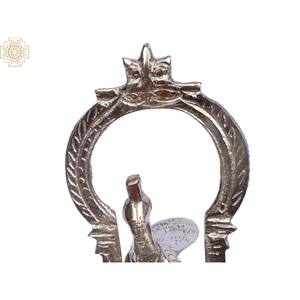 Hecho a mano 8 pulgadas latón Shodash Upachara Lámpara diseño de pavo real hecho en India artículo de decoración del hogar - Product Image 4