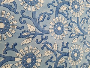 Modern Blue Floral Reusable Cotton Napkins Set Soft Printed Scallop <b>Edge</b> Embroidery for Home Banquet Weddings Featuring Plant - Product Image 2