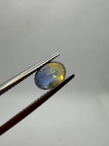 Zafiro Natural Bicolor Amarillo/Azul, Corte Ovalado, 2.02ct, 8x6x4.5mm, Gema Preciosa Suelta Facetada de Ceilán Zehra, con Juego de Color - Product Image 3