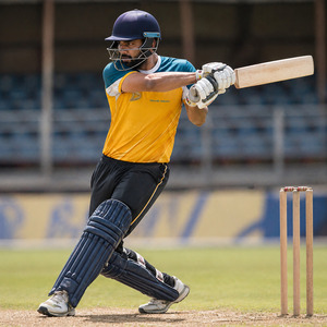 Maillot de cricket haut de gamme pour homme, chemise d'entraînement athlétique, logo personnalisé, polyester respirant, tenue d'équipe de match - Product Image 4