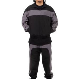 Ensemble de survêtement deux pièces pour homme personnalisé avec fermeture éclair, short en nylon respirant et coupe-vent en polyester, léger et respirant - Product Image 5