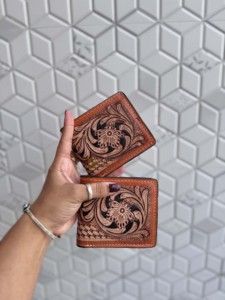 Handmade Genuine Leather Men's <b>Wallet</b> Hand Tool Leather RFID Blocking Cash & <b>Card</b> <b>Holder</b> <b>Wallet</b> Brown Short Length Daily Use - Product Image 1