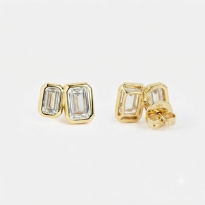 Pendientes de Oro de 14K con Doble Diamante Corte Esmeralda y Bisel para Mujer, Joyería Minimalista Toi et Moi con Doble Piedra de Diamante Cultivado en Laboratorio, Regalo - Product Image 2