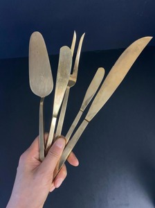 Ensemble de couverts minimalistes en laiton, finition mate, résistant à la rouille, écologique, couverts de mariage, design élégant, utilisation domestique - Product Image 2