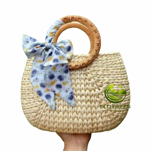 Handwoven Seagrass Tote Bag with Natural Rattan Handles Handmade Flower Detail Bohemian Summer Beach Bag Eco Friendly Wholesale - Product Image 1