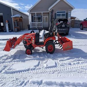 Offre en gros : Tracteur agricole Kubota BX2380 4x4 de qualité supérieure, prêt pour une livraison rapide - Product Image 2
