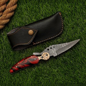 Cuchillo Plegable de Acero de Damasco con Hoja de Punta Caída, Mango de Resina, Empuñadura de Cobre, Cuchillo para Camping al Aire Libre con Funda de Cuero - Product Image 1