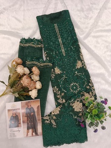 Última tendencia en trajes Salwar de seda crujiente con bordado de lentejuelas, para usar en todas las ocasiones. Compre directamente del proveedor al por mayor. - Product Image 4