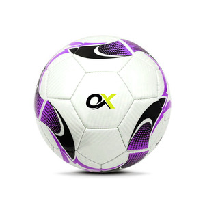 ลูกฟุตซอลออกซ์วา อินดัสทรีส์ พีวีซี พิมพ์โลโก้สีและดีไซน์ตามสั่ง ขนาด 4  แบบเด้งต่ำ สำหรับเล่นกลางแจ้ง - Product Image 2