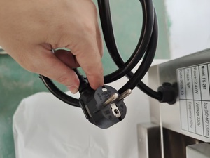 Promotion : Vitrine Chauffante Verticale 2, 3 ou 4 Niveaux pour Hamburgers, Galettes de Viande et Plats Préparés – Idéale pour la Restauration Rapide (McDonald's, KFC) – En Vente - Product Image 5