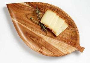 Bandeja de Madera Maciza de Acacia con Forma de Hoja, Versátil para Todo Tipo de Regalos Navideños - Product Image 2