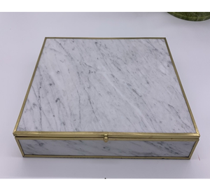 Caja de Joyería de Mármol de la Mejor Calidad, Moderna y Personalizable, para Guardar Pulseras, Collares, Anillos y Pendientes - Product Image 1