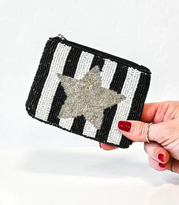 Monedero con Cuentas, Diseño con Letras Rojas 'Go Dawgs', Cierre de Cremallera, Hecho a Mano, Mini, Unisex, Estilo Casual - Product Image 4