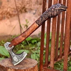 Hacha Tomahawk Hecha a Mano con Mango de Madera y Cabeza de Lobo Tallada, Hoja de Acero Forjado, Réplica de Hacha de Supervivencia - Product Image 1