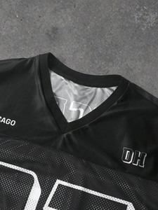 Camiseta de fútbol americano de malla negra de estilo urbano oversize con cuello en V, estilo equipo callejero, personalizada, de corte holgado, directa de fábrica - Product Image 6