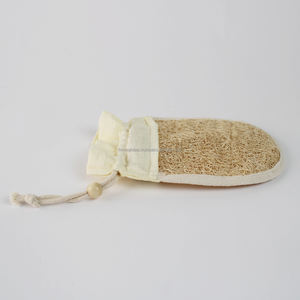 Bolsa de ahorro de jabón de lufa natural al por mayor, extiende la vida del jabón mientras Exfolia, bolsas de baño de lufa ecológicas, hechas en Vietnam - Product Image 1