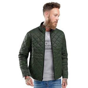 Veste matelassée légère pour homme avec col montant et fermeture éclair, en polyester multicolore, personnalisable avec logo OEM, idéale pour l'hiver - Product Image 4
