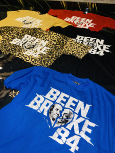 เสื้อยืดคอกลมแขนสั้นผ้าเจอร์ซีย์คอตตอน 100% พิมพ์ลายสกรีน ขายส่ง แฟชั่นสตรีทขายดีสำหรับผู้ชาย - Product Image 2