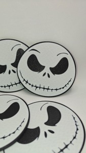 ชุดจานรองแก้วลายหน้าผีสุดหลอน สำหรับตกแต่งโต๊ะให้ดูน่ากลัว ช่วยป้องกันรอยขีดข่วนและทำให้โต๊ะสะอาด ขายส่งจากอินเดีย - Product Image 4