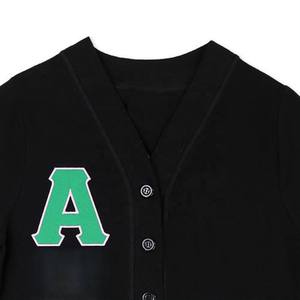 Pull en cachemire à lettres grecques personnalisées, col en V respirant, pull d'hiver tricoté pour homme, 100 % cachemire. - Product Image 2