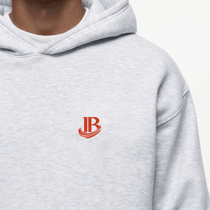 Ensemble de survêtement moderne gris clair pour homme avec broderie minimaliste sur la poitrine, coupe décontractée et confortable - Product Image 3
