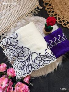 Best Quality Crunchy Silk with Thread-Embroidered Paisley Design & Cut-Border <b>Saree</b>-<b>Blouse</b> Collection Manufacturer from Surat - Product Image 5