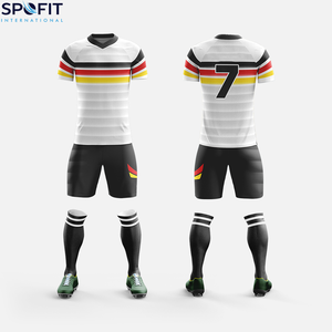 Uniforme de Fútbol OEM de Alta Calidad, Ropa Deportiva Transpirable de Secado Rápido con Ajuste Ajustable, Precio al por Mayor para Equipos - Product Image 1