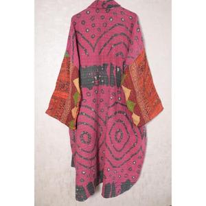 Chaqueta de Patchwork Hecha a Mano en India para Mujer, Estilo Vintage Kantha, Transpirable, Tejida, Abrigo de Algodón para Otoño/Invierno - Product Image 4