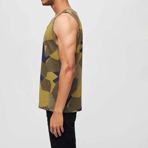 Camiseta sin mangas de alta visibilidad para hombre, la más vendida, ropa de entrenamiento de alta calidad, ropa deportiva de secado rápido y duradera para hombre. - Product Image 5