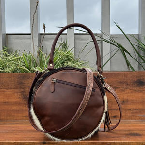New Western Hair on & Tooled Leather Canteen Monedero Bolso redondo cruzado de cuero genuino real para mujer Bolso de cuero de vaca de alta calidad - Product Image 5