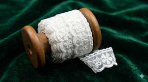 Oferta Especial: Encaje de Organza Floral Blanco Premium con Borde Festoneado y Bordado para Costura y Prendas de Boutique - Product Image 2