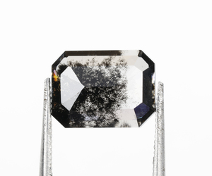 เพชรทรงเหลี่ยมมรกตขนาด 2.25 กะรัต เจาะด้วยเลเซอร์ เพชรเลี้ยงในห้องปฏิบัติการแบบสั่งทำพิเศษ ทรงเกลือพริกไทย สำหรับทำเครื่องประดับ - Product Image 2