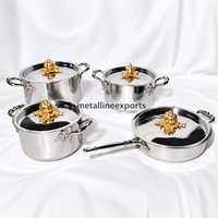 1 Pcs Set Casserole Mewah dari Baja Tahan Karat Berpola Bunga Lotus dengan Gagang, Desain Eropa Tebal, Lapisan PTFE, Aman untuk Oven dan Mesin Cuci Piring