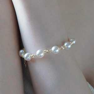 Bracelet en perles fines, fermoir magnétique en argent sterling, bracelet en perles nouées, bijoux minimalistes pour mariage, cadeau pour demoiselle d'honneur - Product Image 5