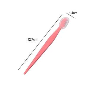 Rasoir à sourcils en plastique avec pointe dentelée, outil de maquillage de précision pour le modelage des sourcils, manche coloré avec capuchon - Product Image 1