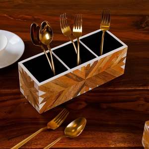 Support à ustensiles de cuisine en bois le plus vendu, organisateur de couverts moderne pour comptoir, table à manger et décoration intérieure, disponible à la vente - Product Image 3