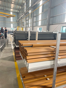 Profilé d'extrusion en aluminium 2020 V-Slot en alliage 6063 T5, couleur noir/argent, service de découpe disponible - Product Image 3