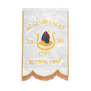 Banderola de la Corte de las Hijas de Isis, Bandera Ceremonial Blanca Personalizada con Nombre, Número y Ubicación - Product Image 1