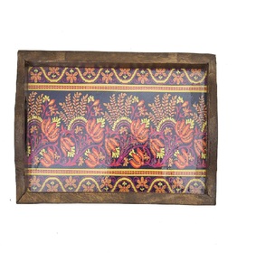 Bandeja pequeña de madera con base impresa a color, diseño artesanal elegante, perfecta para servir té, café y aperitivos, tamaño 10x6x2 pulgadas - Product Image 3