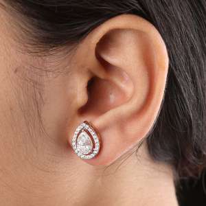 Pendientes de Diamante Cultivado en Laboratorio con Corte de Pera y Halo en Oro de 14 Quilates, Pendientes de Diamante en Forma de Lágrima de Lujo para Mujer, Joyería Fina de Oro - Product Image 3