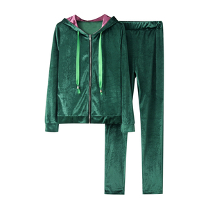 Breathable Women Velvet <b>Velour</b> <b>Tracksuit</b> Custom Design Your Own <b>Tracksuit</b> Women Velvet <b>Tracksuit</b> Wholesale Supplier - Product Image 3