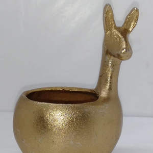 Vases à fleurs en aluminium coulé de qualité supérieure et pots à fleurs en métal pour la décoration intérieure de la maison et du bureau à prix avantageux - Product Image 6