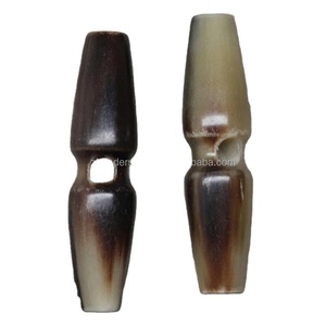 Botón de palanca de 2 agujeros pulido hecho a mano elegante Animal Flatback accesorio de decoración de ropa mejor clasificado Buffalo Ox Horn Toggle - Product Image 1