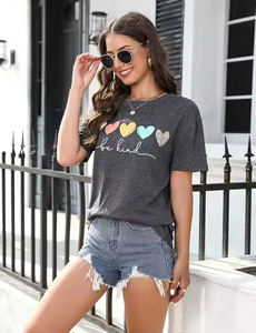 เสื้อยืดแขนสั้นผู้หญิงไซส์ใหญ่ลายบาติก พิมพ์โลโก้ได้ ผ้าฝ้าย 100% ระบายอากาศดี เป็นมิตรกับสิ่งแวดล้อม ราคาถูก รับผลิตแบบ OEM ขายส่ง - Product Image 4