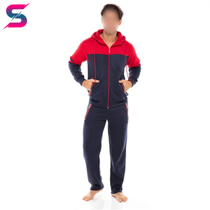 Chándales de Poliéster y Algodón Ligeros, Modernos, con Diseño Único, Bloques de Color, Material Transpirable y Suave al Tacto, Hechos a Medida - Product Image 4