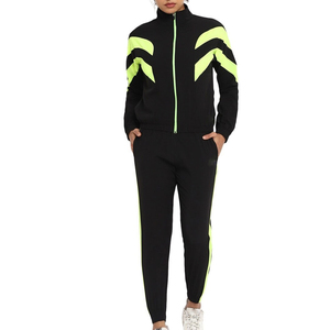 Conjunto Deportivo de Mujer, Negro con Rayas Verde Neón, 2 en 1, Cortavientos, con Cierre de Media Cremallera, Mangas Largas, Pantalones hasta el Tobillo, Bolsillos Laterales, Estilo Deportivo Casual - Product Image 1