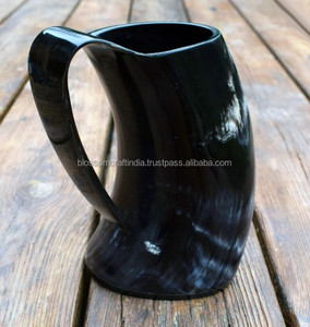 Taza de Cuerno de Búfalo Hecha a Mano de Primera Calidad, Acabado Natural Pulido, Estilo Rústico Duradero, Recipiente Único para Bebidas Decorativo - Product Image 3
