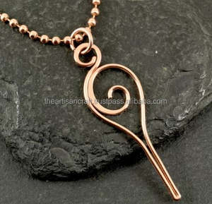 Collar Largo de Cobre con Forma de Lágrima |   Colgante |   Collar en Espiral - Product Image 1