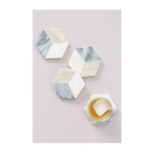 Juego de posavasos de mármol para uso diario con protección resistente al calor y superficie resistente al agua, ideal para vasos de café, té y vino. - Product Image 2