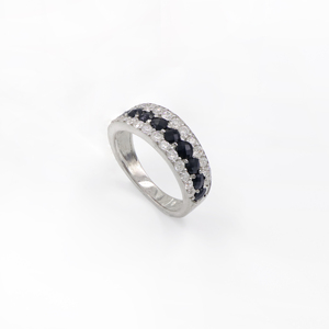 Bague en argent sterling 925 avec spinelle noire naturelle, plaquée rhodium, bijoux fins OEM ODM - Product Image 2